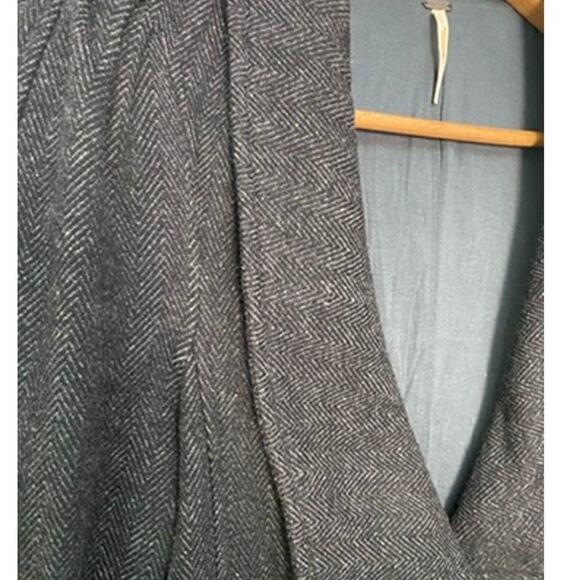 Free People Charcoal Gray Herringbone Gathered Puff Shoulder Wool Blend Jacket - Picture 10 of 16